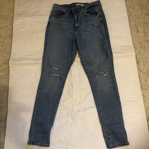 Levi's Distressed Jeans, Size 31.